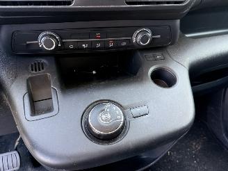 Citroën Berlingo 1.5 BlueHDi 130 Automaat picture 23