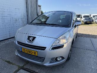 Peugeot 5008 1.6 THP Family picture 16