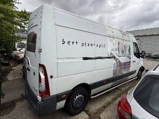 Renault Master T35 2.3 dCi L3H2 picture 2