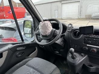 Renault Master T35 2.3 dCi L3H2 picture 15