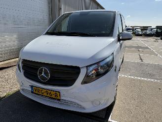 skadebil bedrijf Mercedes Vito 114 CDI Automaat Navigatie 2022/7