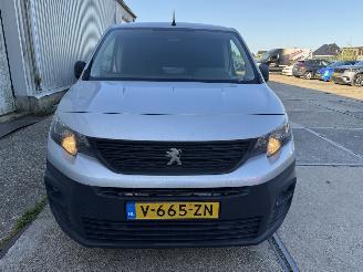 Peugeot Partner 1.6 BlueHDI Premium picture 12