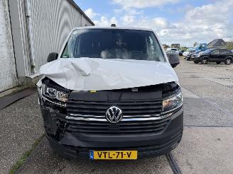 Volkswagen Transporter 2.0 TDI DSG L2H1 150PK picture 11