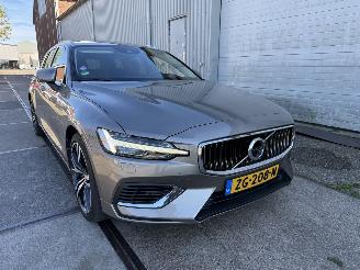 Schadeauto Volvo V-90 2.0 T8 TE AWD Inscription 2019/5