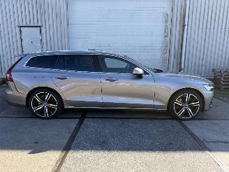 Volvo V-90 2.0 T8 TE AWD Inscription picture 3