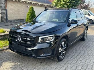 Mercedes GLB 200 d PANO NAVI CAMERA NIGHT WIDESCREEN picture 1