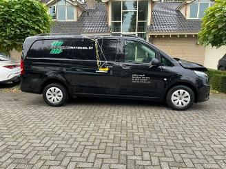 krockskadad bil bedrijf Mercedes Vito 114 CDI Lang L2 AUTOMAAT NAVI CAMERA 2023/6