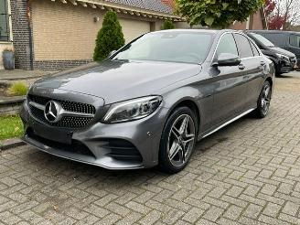 skadebil auto Mercedes C-klasse 300 e AMG LINE COMAND CAMERA LED PDC 2020/9