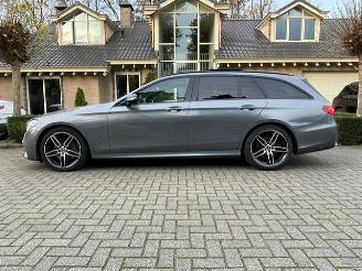 Coche accidentado Mercedes E-klasse 220 d AMG LINE PANORAMADAK NICHT WIDESCREEN LED 2019/12