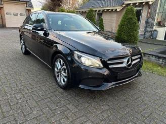 uszkodzony samochody osobowe Mercedes C-klasse 200 d BlueTEC NAVI CAMERA LED PDC 2018/5