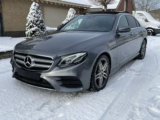 krockskadad bil auto Mercedes E-klasse 220 d AMG LINE PANO NIGHT BURMESTER 360 2020/6