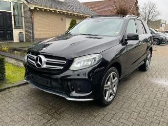 uszkodzony samochody osobowe Mercedes GLE 250 d 4MATIC AMG LINE PANORAMADAK CAMERA NAVI 2015/9