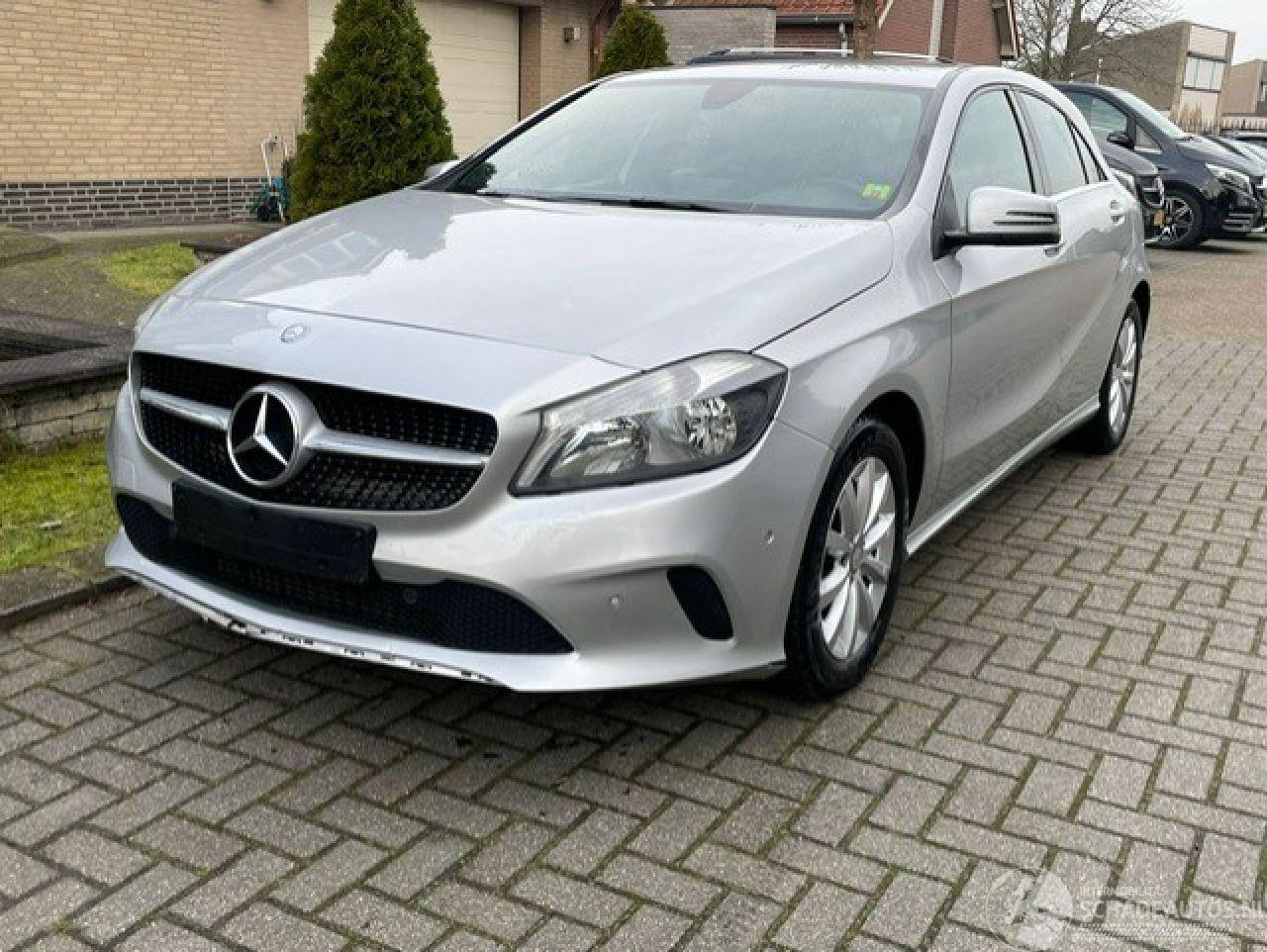 Mercedes A-klasse 180 d 1.5 CDI NAVI PDC
