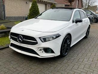 Mercedes A-klasse 180 d AMG LINE PANORAMADAK NAVI CAMERA LED picture 4