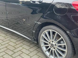 Mercedes A-klasse 200 d AMG LINE PANORAMADAK CAMERA NAVI picture 16