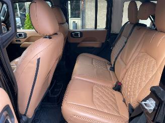 Jeep Wrangler Sahara Plug in Hybrid Soft Top picture 13