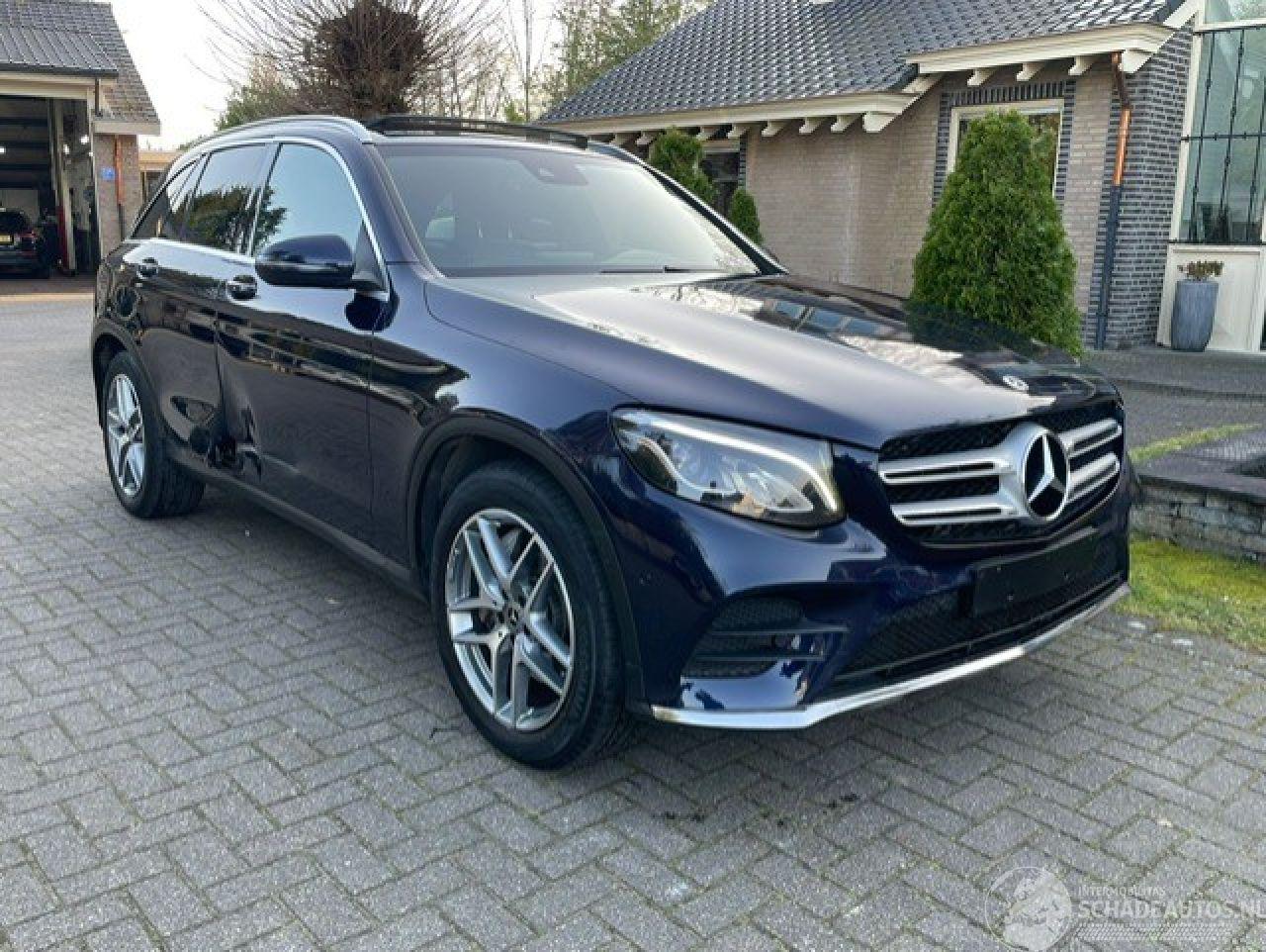 Mercedes GLC 220 d 4MATIC AMG-LINE PANO NAVI CAMERA