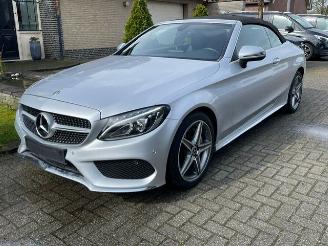 Voiture accidenté Mercedes C-klasse Cabrio 180 AMG LINE NAVI CAMERA LED 2017/10