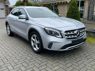 Auto incidentate Mercedes GLA 180 URBAN NAVI PDC LED 2018/9