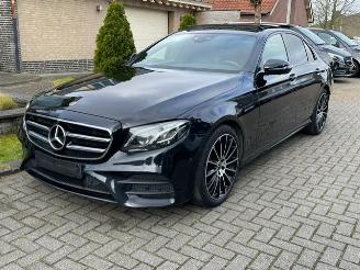 Voiture accidenté Mercedes E-klasse 220 d AMG LINE PANO NIGHT WIDESCREEN 2019/11
