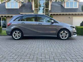 Mercedes B-klasse 180 d NAVI KLIMA PDC picture 5