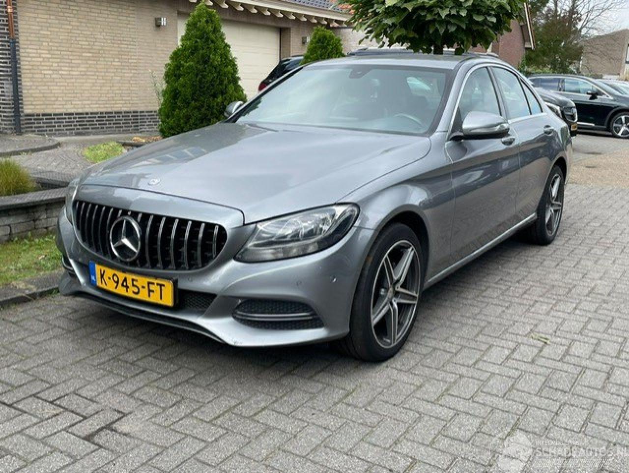 Mercedes C-klasse 180 BleuTEC NAVI PDC MOTOR DEFECT