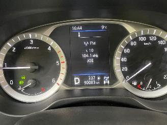 Nissan Navara 2.3 dCi N-Guard Double Cab 4X4 NAVI picture 12