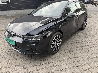Volkswagen Golf VIII 1.5 EDITION 130 PK NAVI CLIMA CAMERA LED PDC VIRT 18 INCH B.J 2023 picture 16