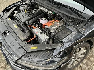 Volkswagen Passat GTE HYBRIDE AUTOMAAT NAVI CLIMA CAMERA PDC B.J 2022 picture 19