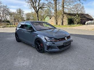 skadebil auto Volkswagen Golf GTI TCR 300 PK PANO NAVI LEER CLIMA CAMERA FULL B.J 2019 2019/3
