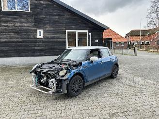 Mini Cooper AUTOMAAT 1.5 SPORT NAVI CLIMA CAMERA LEER B.J 07-2021 picture 2
