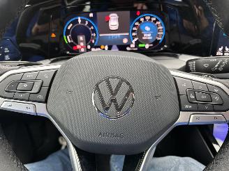 Volkswagen e-Golf HYBRIDE PLUG IN AUTOMAAT NAVI CLIMA CAMERA VIRT DASH LED B.J 2023 picture 18