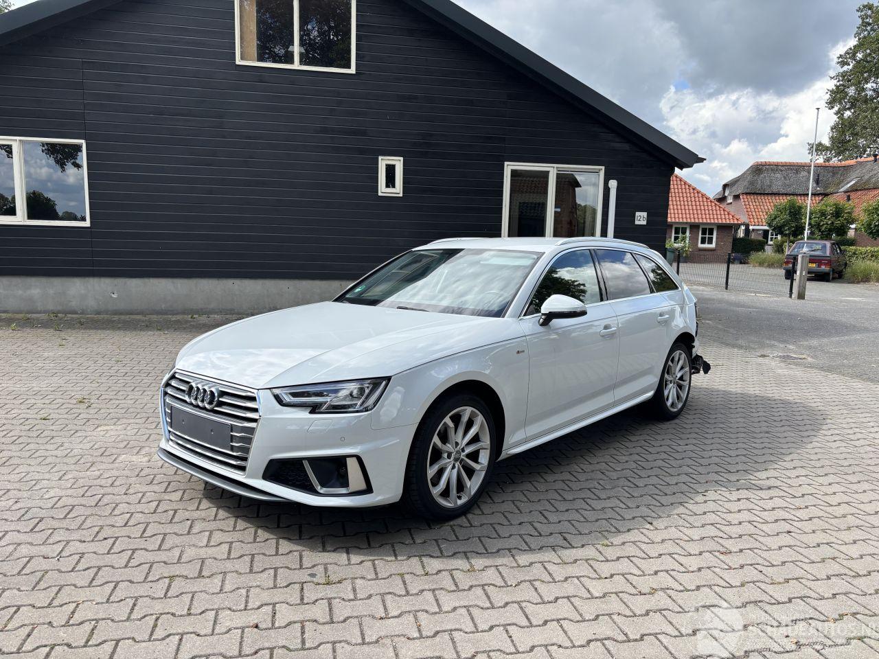 Audi A4 Avant HYBRIDE AUTOMAAT S LINE NAVI CLIMA VIRT DASH B.J 06-2019