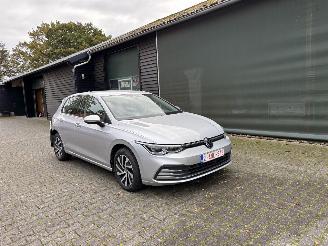 krockskadad bil auto Volkswagen Golf HYBRIDE 1.4 PLUG IN AUTOMAAT NAVI CLIMA CAMERA LED PDC B.J 2021 2021/5
