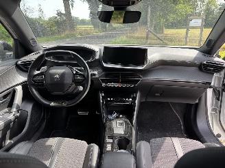 Peugeot 2008 GT-LINE AUTOMAAT NAVI CLIMA CAMERA LED PDC B.J 2022 picture 6