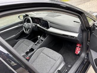 Volkswagen Golf 8 STYLE 1.5 Panoramadak 130 PK NAVI CLIMA LED CRUISE 18 inch B.J 2023 picture 14