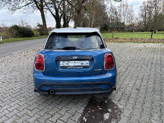 Mini Cooper SPORT AUTOMAAT LEER NAVI CLIMA CAMERA B.J 07-2021 picture 8