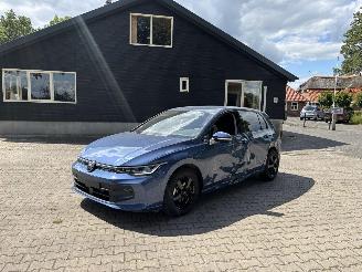 Unfallwagen Volkswagen Golf 8,5 FACELIFT 1.5 NAVI CLIMA CAMERA LED VIRT DASH B.J 12-2024 2024/12