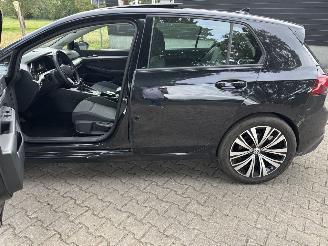 Volkswagen Golf 8 PANO 1.5 STYLE 130 PK NAVI CLIMA VIRT DASH 18 INCH B.J 2023 picture 17
