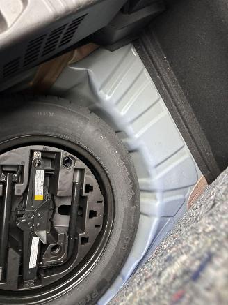 Renault Clio V TECHNO SPORT NAVI CAMERA LED VIRT DASH B.J 05-2025 picture 16