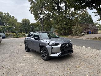 Vaurioauto  passenger cars Citroën DS3 CROSSBACK AUTOMAAT 130 PK NAVI LEER CAMERA LED LEER B.J 06-2023 2023/6