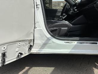 Peugeot 2008 GT LINE AUTOMAAT NAVI CLIMA CAMERA LED CRUISE B.J 2022 picture 20