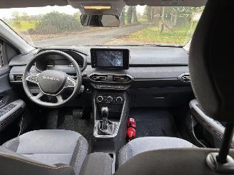 Dacia Jogger 1.6 AUTOMAAT 7 PERSOONS HYBRIDE NAVI CLIMA CAMERA KEYLESS LED B.J 2025 picture 7
