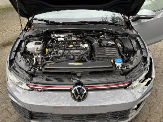 Volkswagen Golf GTI AUTOMAAT 245 PK NAVI CLIMA CAMERA LED B.J 2023 lichte schade picture 19