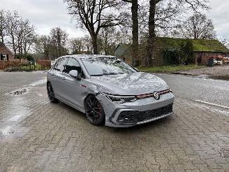Volkswagen Golf GTI AUTOMAAT 245 PK NAVI CLIMA CAMERA LED B.J 2023 lichte schade picture 3