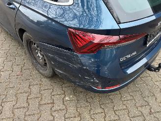 Skoda Octavia ETSI AUTOMAAT VIRTUEEL DASH NAVI CLIMA CAMERA B.J 11-2024 picture 13