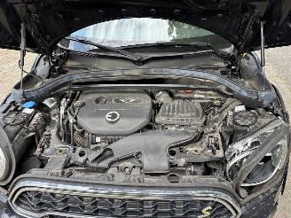 Mini Countryman HYBRIDE PLUG IN SE 4AWD AUTOMAAT NAVI CLIMA LEER LED PDC B.J 2019 picture 14