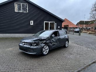 skadebil auto Volkswagen Golf 8,5 ETSI 1.5 HYBRIDE AUTOMAAT NAVI CLIMA CAMERA LED VIRT DASH TREKHAAK B.J 12-2024 2024/12