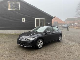 Damaged car Volkswagen Golf 8 TSI NAVI CLIMA CAMERA LED CRUISE B.J 05-2022 2022/5