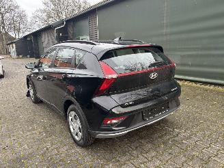 Auto incidentate Hyundai Bayon AUTOMAAT NAVI CLIMA CAMERA B.J 11-2025 SCHROEFSCHADE 2025/11